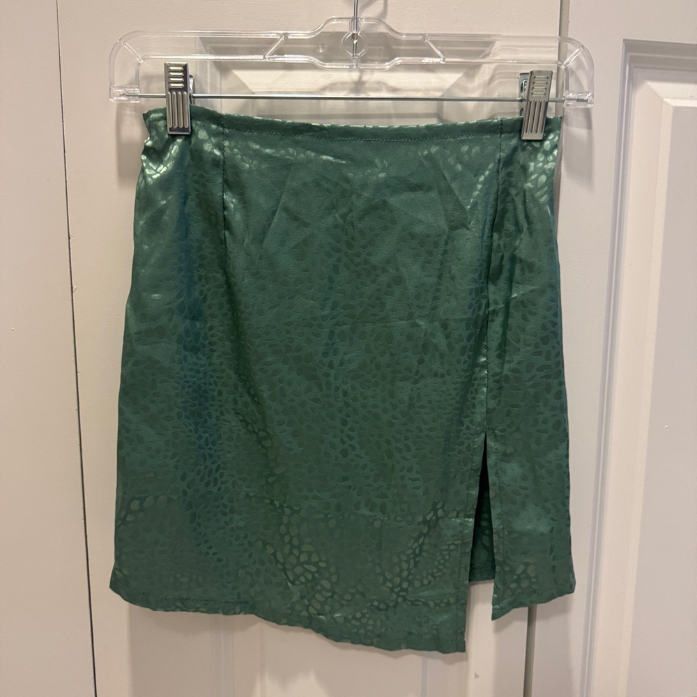 Green Mini Skirt Princess Polly Size 2